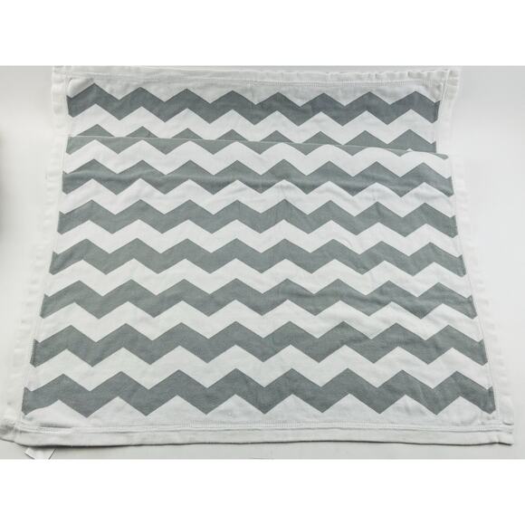 Pottery Barn Kids Gray White Chevron Zig Zag Baby Blanket Cotton Knit Grey 30x40 - Picture 3 of 12